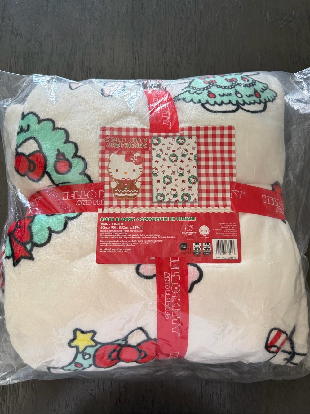 Hello Kitty Holiday Plush Throw Blanket - White, Green & Red